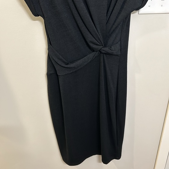 Gap Softspun Short Sleeve Twist-Knot Midi Dress NWT - Picture 4 of 9